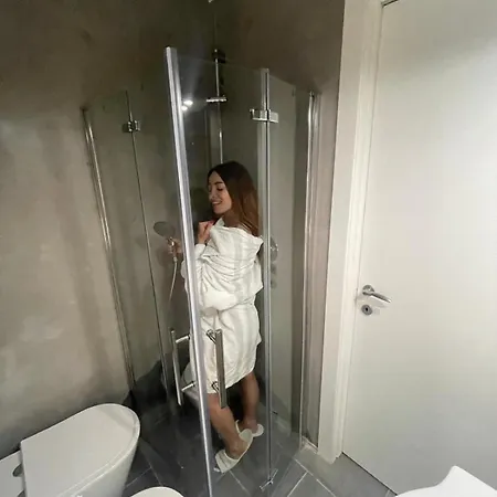 Su 2 Livelli Ingresso Indipendente