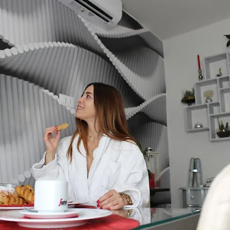 Su 2 Livelli Ingresso Indipendente