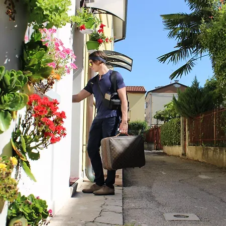 Su 2 Livelli Ingresso Indipendente 公寓 *